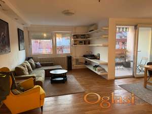 Izdajem renoviran stan na Limanu 2